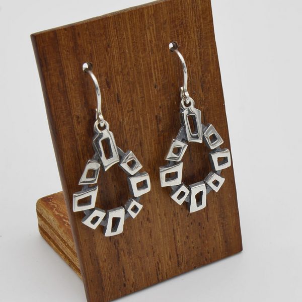 Contemporary earrings in silver